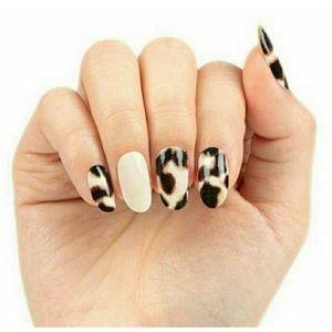 Color Street Nail Strips, Show and Shell, Nail Art Design